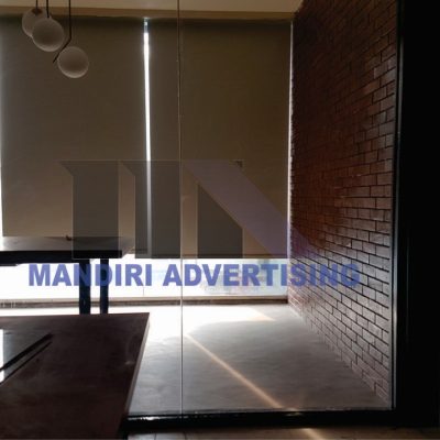 VERTICAL ROLL BLIND 3